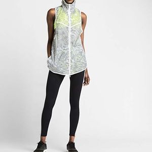 Nike Women's Tech Hyperfuse Vest